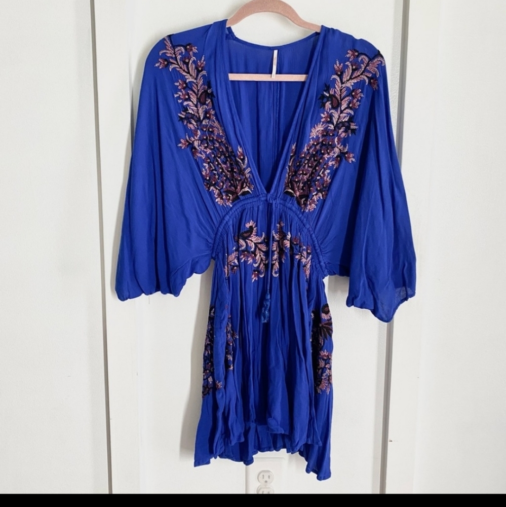 Free People Size Small Blue Embroidered Mini Dress Tunic Bat Wing Boho Anthro